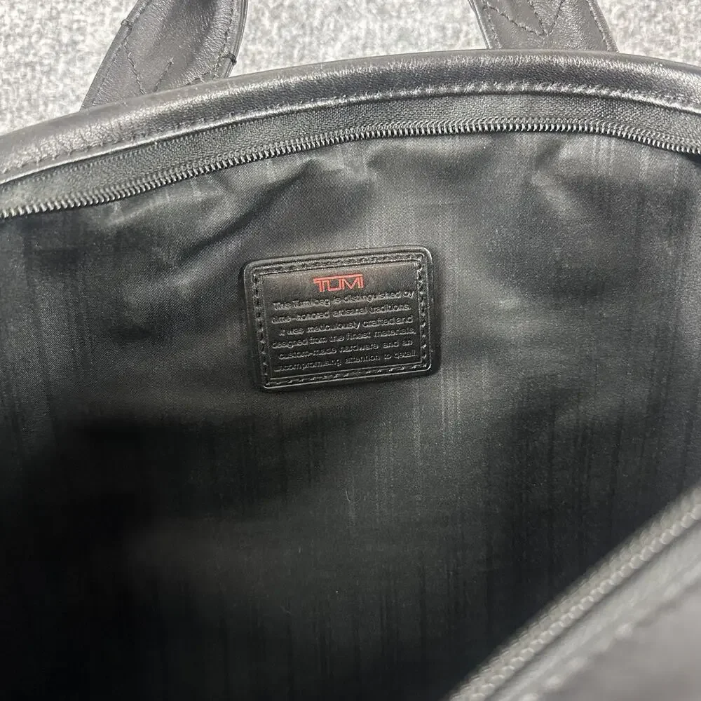 Tumi Expandable Organizer Laptop Briefcase Black Leather Adjustable Strap Office